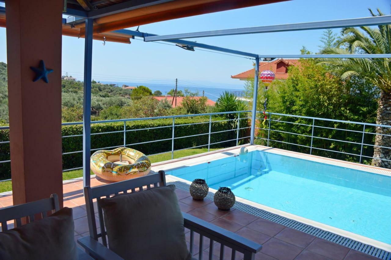 Cozy Small Smart Villa With Private Pool Mikri Mantineia Kalamáta Buitenkant foto